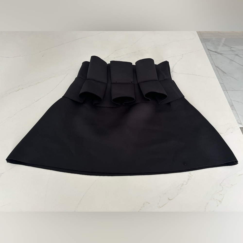 MISSGUIDED SCUBA PEPLUM TOP SIZE 4 NEW